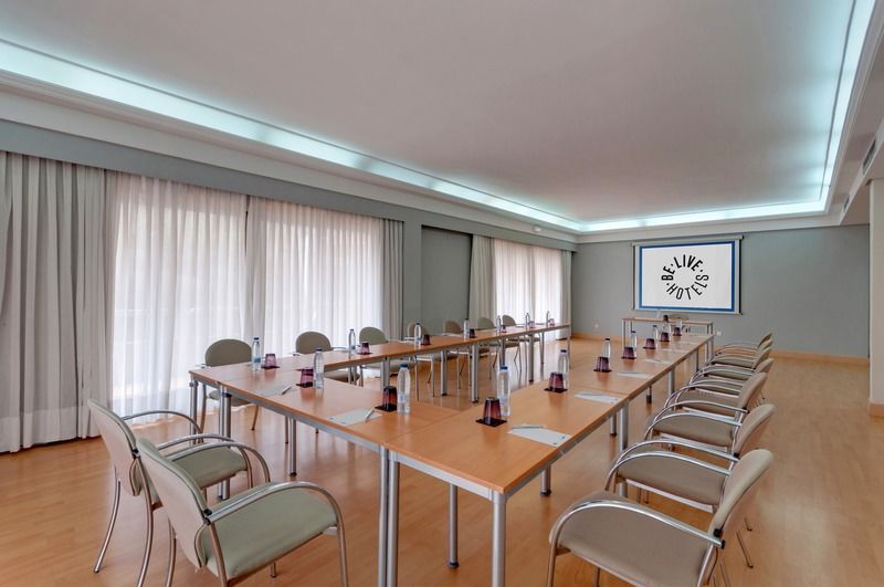 Sports Hotel Nayade Los Ángeles de San Rafael Εξωτερικό φωτογραφία