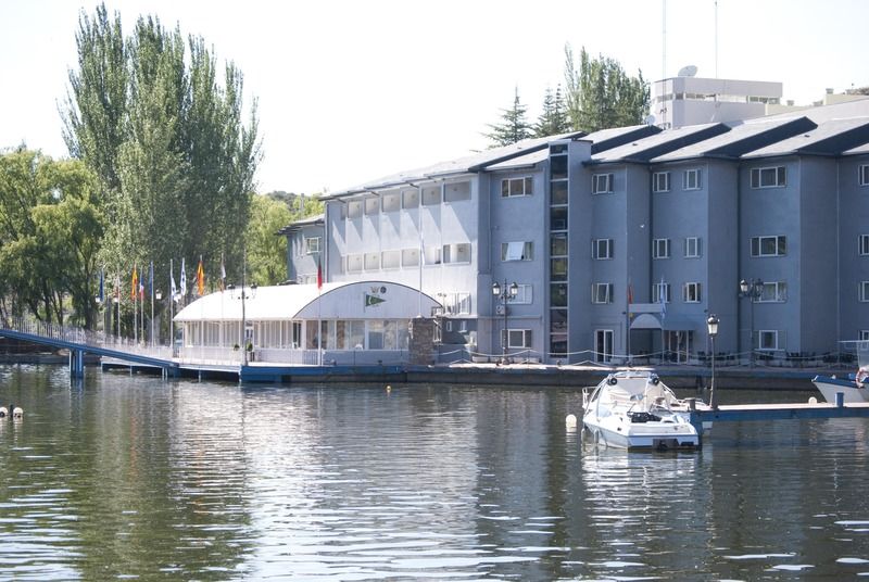 Sports Hotel Nayade Los Ángeles de San Rafael Εξωτερικό φωτογραφία