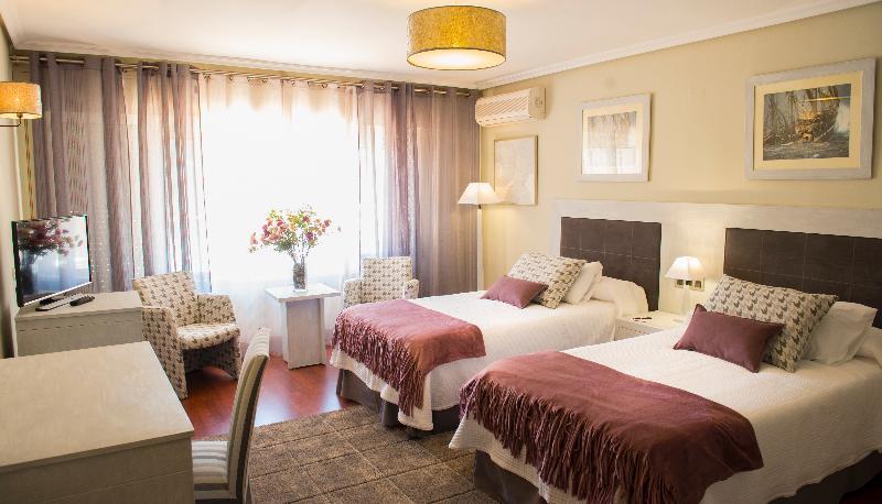 Sports Hotel Nayade Los Ángeles de San Rafael Εξωτερικό φωτογραφία